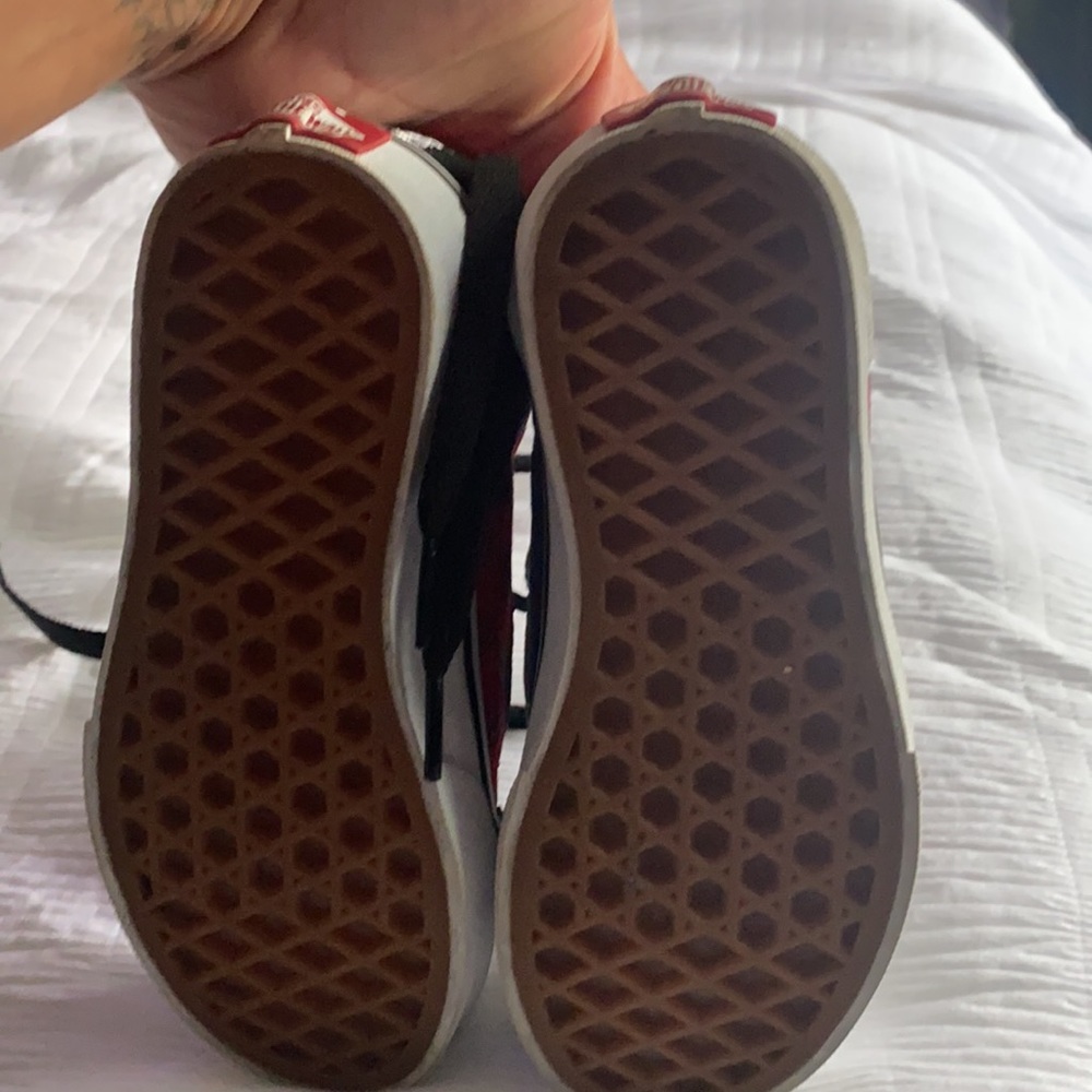 Checker vans - Picture 5 of 7